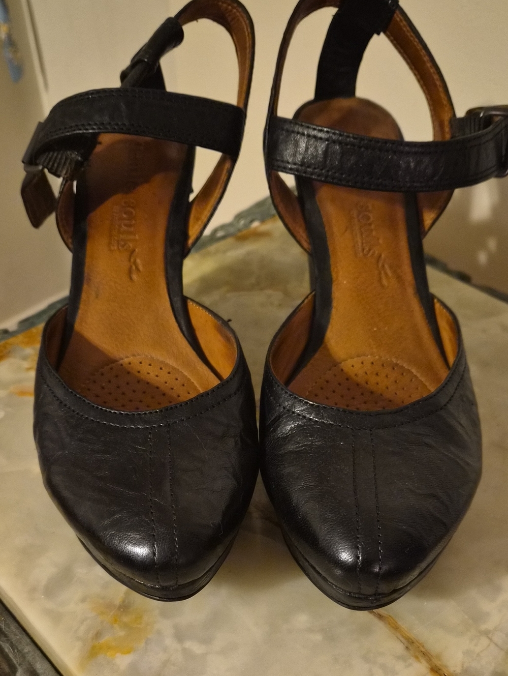 Gentle Souls by Kenneth Cole- Size 9M Black Leather Ankle-Strap Platform Heels